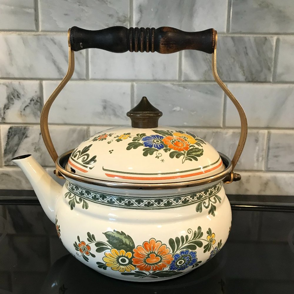 Asta Floral Enamelware Vintage Tea Kettle with Brass and Wood Handle and Lid - Picture 2 of 7